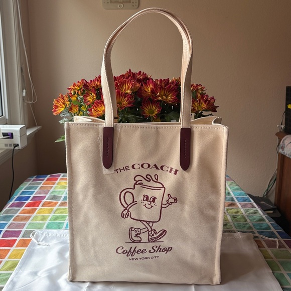 ☕️🍩☕️ THE COACH COFFEE SHOP TOTE ☕️🍩☕️ NWT ☕️🍩☕️ - Picture 2 of 16